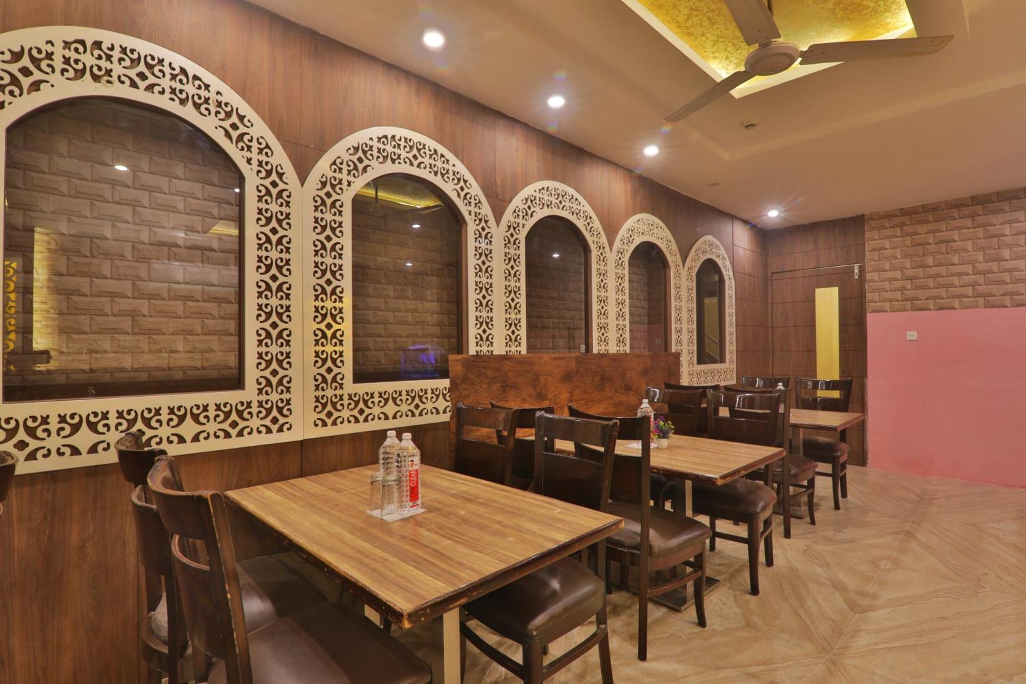 Hotel Janki Inn Sigra 2 Km From Kashi Vishwanath Dham Βαρανάσι Εξωτερικό φωτογραφία